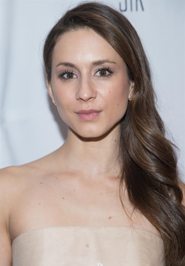 Troian Bellisario