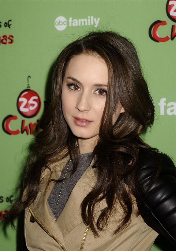 Troian Bellisario