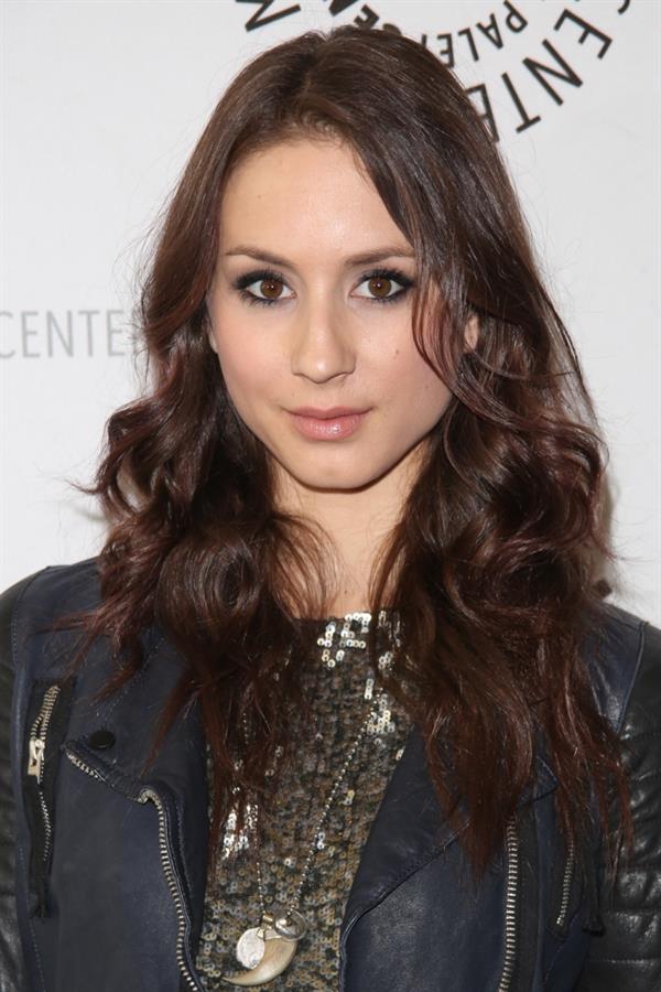 Troian Bellisario