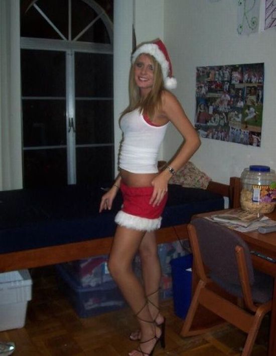 Hot Christmas Girls