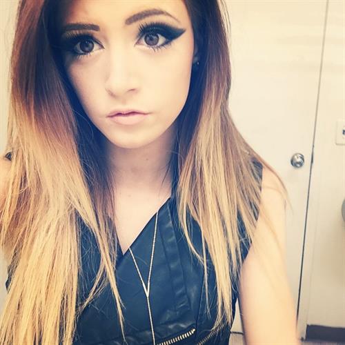 Chrissy Costanza