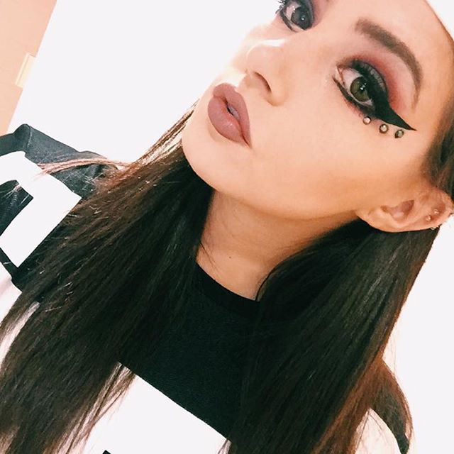 Chrissy Costanza taking a selfie