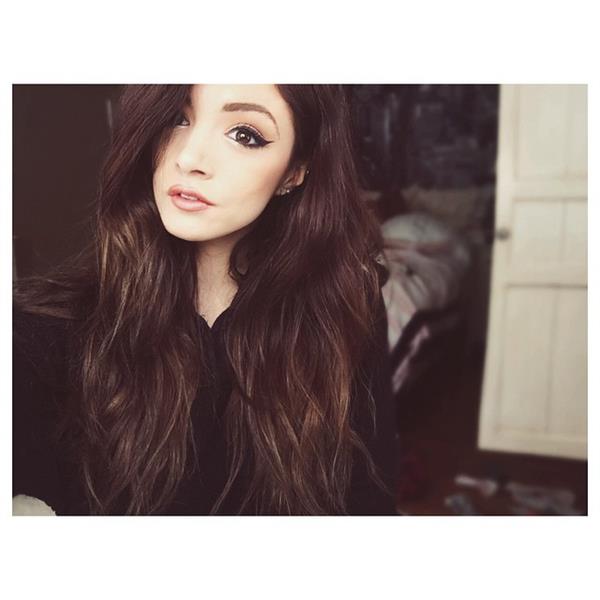 Chrissy Costanza