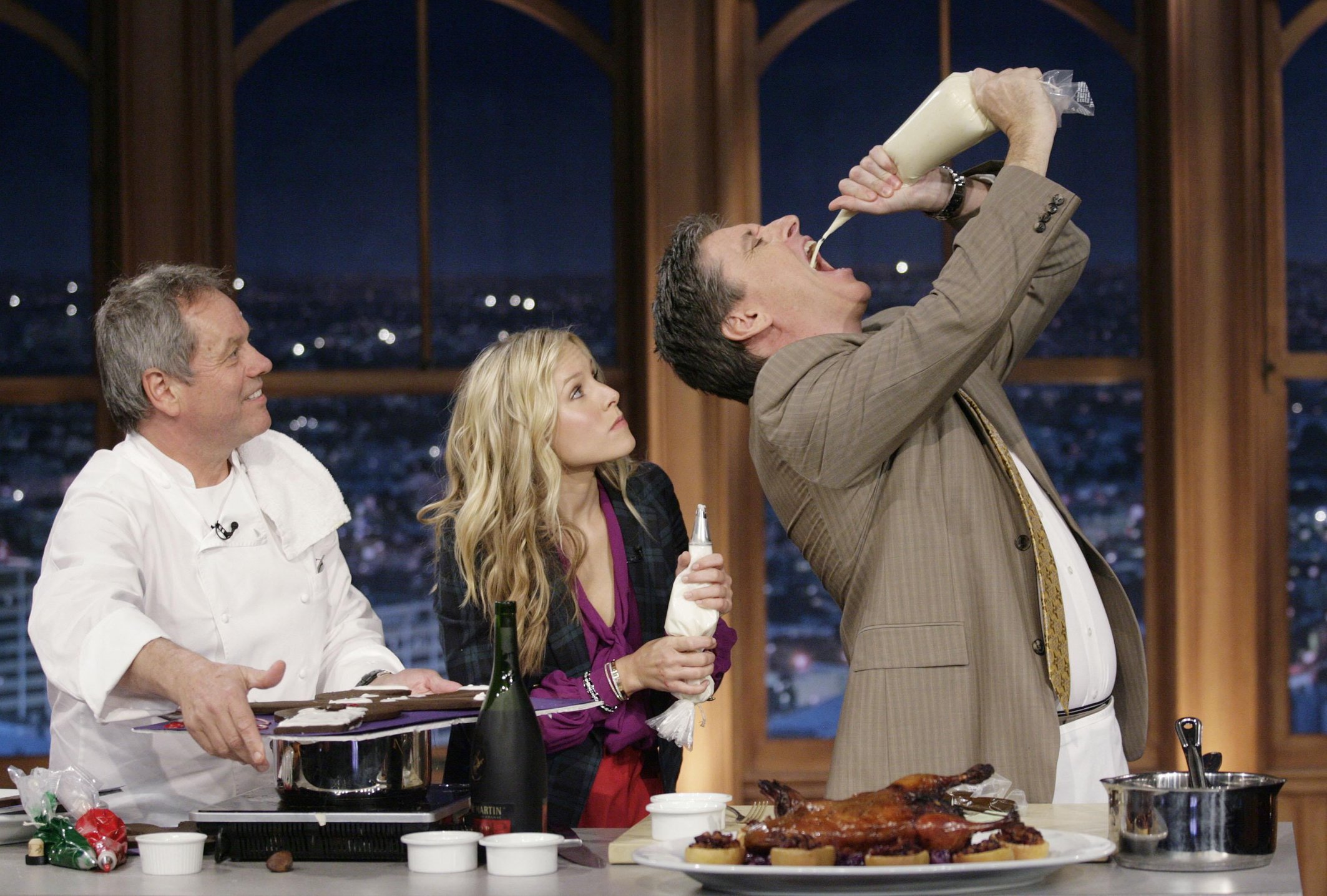 Kristen Bell 'The Late Late Show with Craig Ferguson' - December 11, 2008  