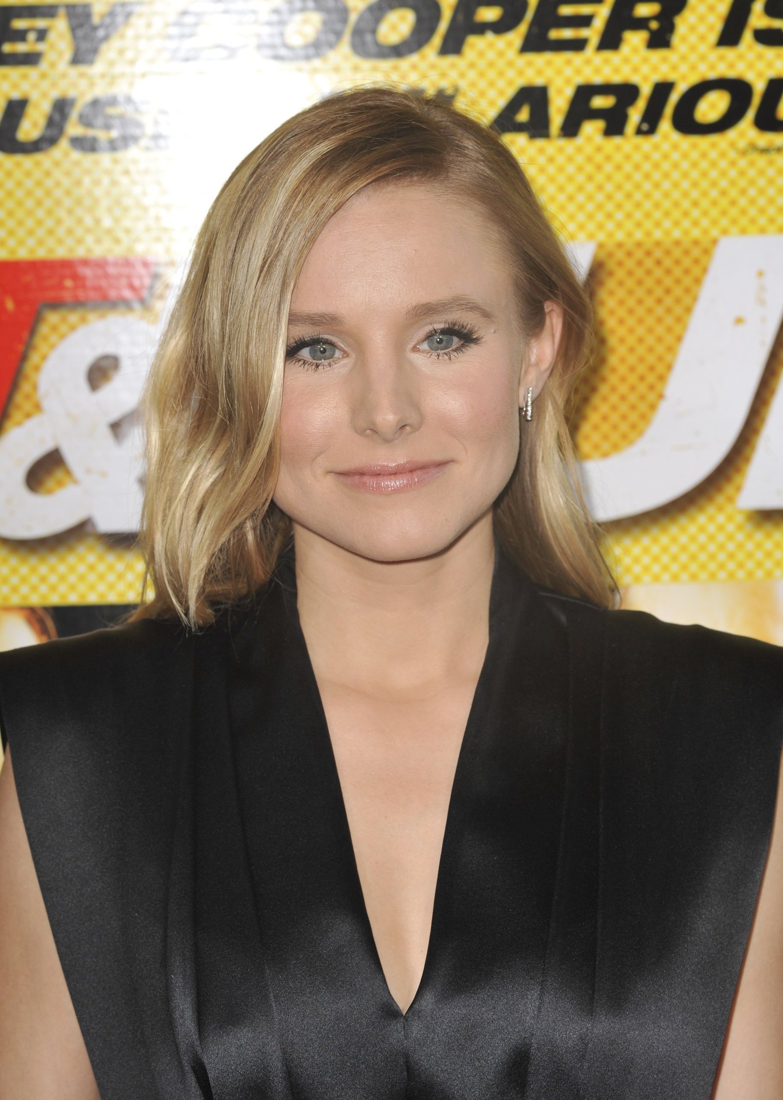 Kristen Bell - Hit and Run Hollywood Premiere in Los Angeles - August 14, 2012