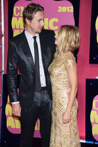 Kristen Bell - 2012 CMT Music Awards in Nashville (June 6, 2012) 