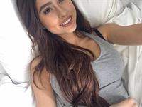 Anna Sophe taking a selfie