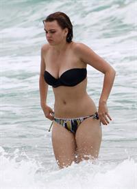 Aimee Teegarden beach candids in Miami 09.06.2011