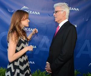 Aimee Teegarden arrives at 2012 Oceana's SeaChange Summer Party on July 29, 2012 in Laguna Beach, California