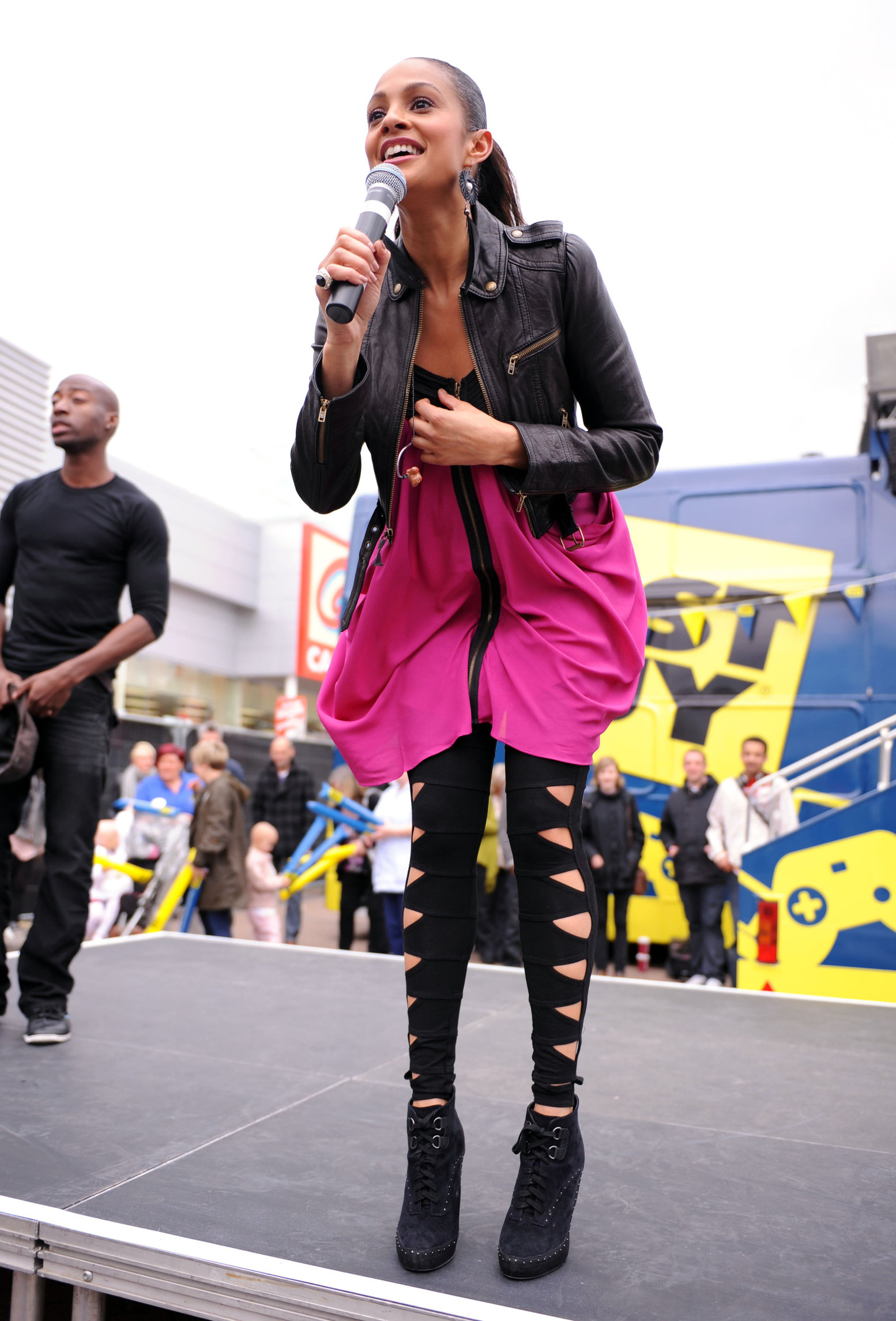 Alesha Dixon - Best Buy Nottingham - May 28, 2011