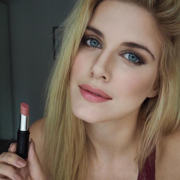 Ashley James taking a selfie