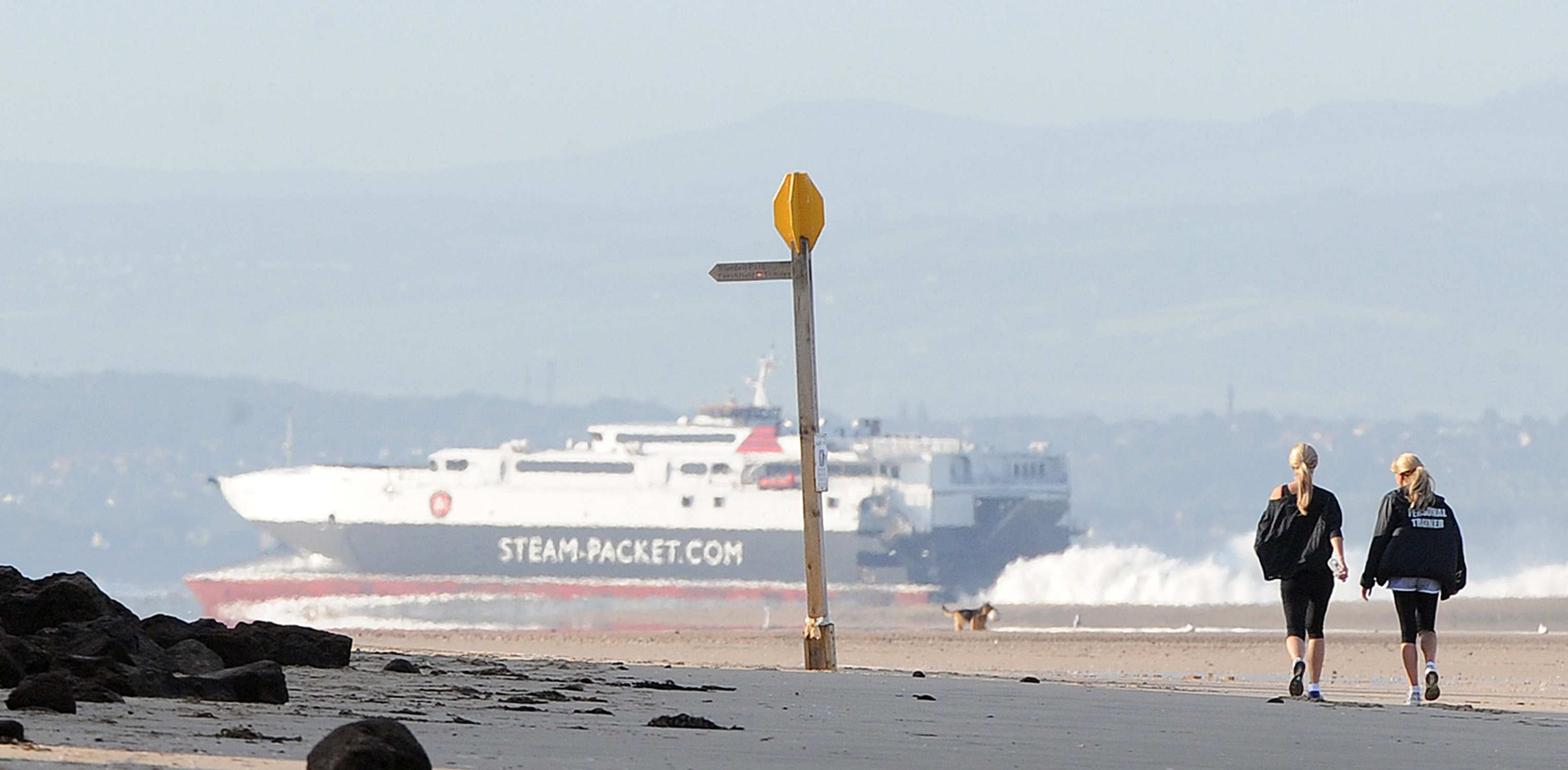 Alex Curran - Personal training session on a beach on September 19, 2011