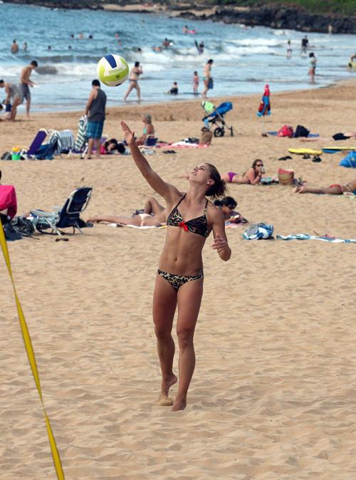 Alex Morgan bikini candids in Hawaii 12/19/12 