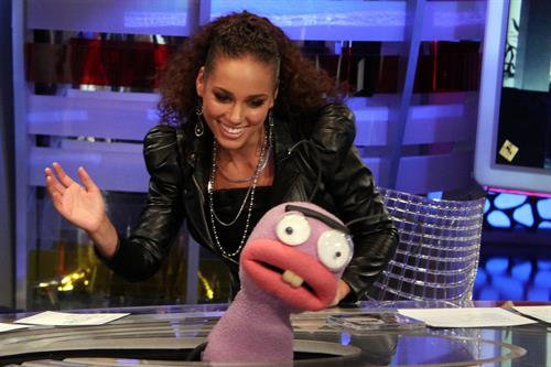 Alicia Keys appearing on the Spanish tv show El Hormiguero on January 19, 2010 