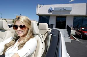 Ali Fedotowsky shops for a new car in San Diego on August 20, 2010 