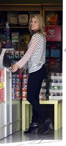 Ali Larter at the dog groomers in Los Angeles 10/22/13  