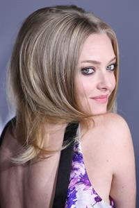 Amanda Seyfried In Time premiere in Los Angeles on October 20, 2011 