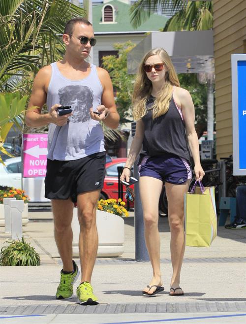 Amanda Seyfried Shopping In Los Angeles June 5, 2012