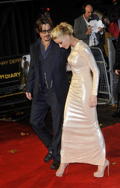 Amber Heard The Rum Diary premiere in London 3-11-2011 