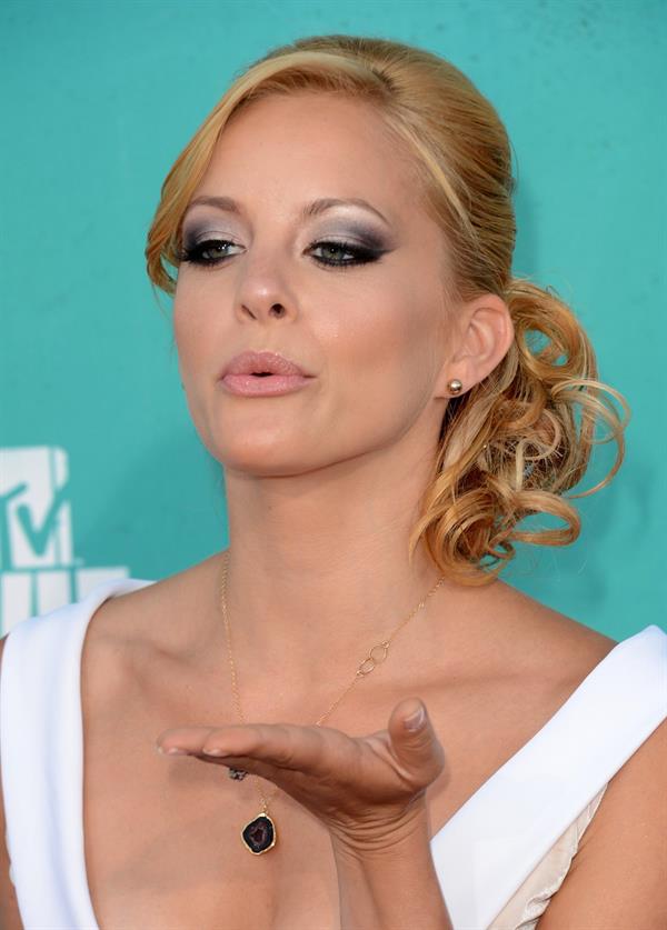 Amy Paffrath - 2012 MTV Movie Awards (Arrival) in Universal City (June 3, 2012)
