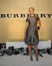 Amy Smart reopening celebration of the Beverly Hills Burberry store 