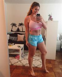 Hunter McGrady taking a selfie