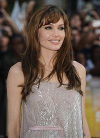 Angelina Jolie Salt Premiere in London on August 16, 2010 