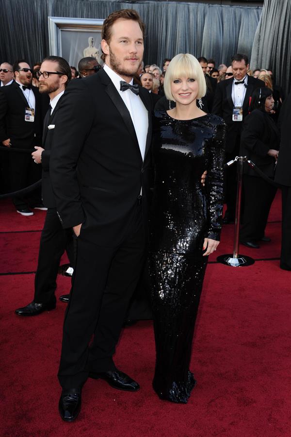 Anna Faris attends the 84th Annual Academy Awards on February 26, 2012