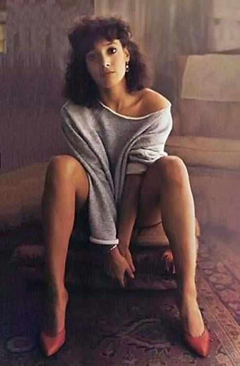 jennifer-beals