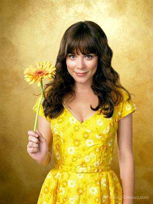 Anna Friel Pushing Daisies Season One promos 