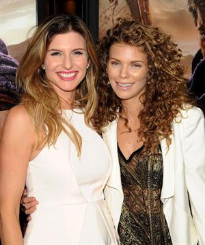 AnnaLynne McCord ''Spartacus War of the Damned'' Los Angeles Premiere (January 22, 2013) 
