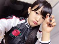Jun Amaki taking a selfie