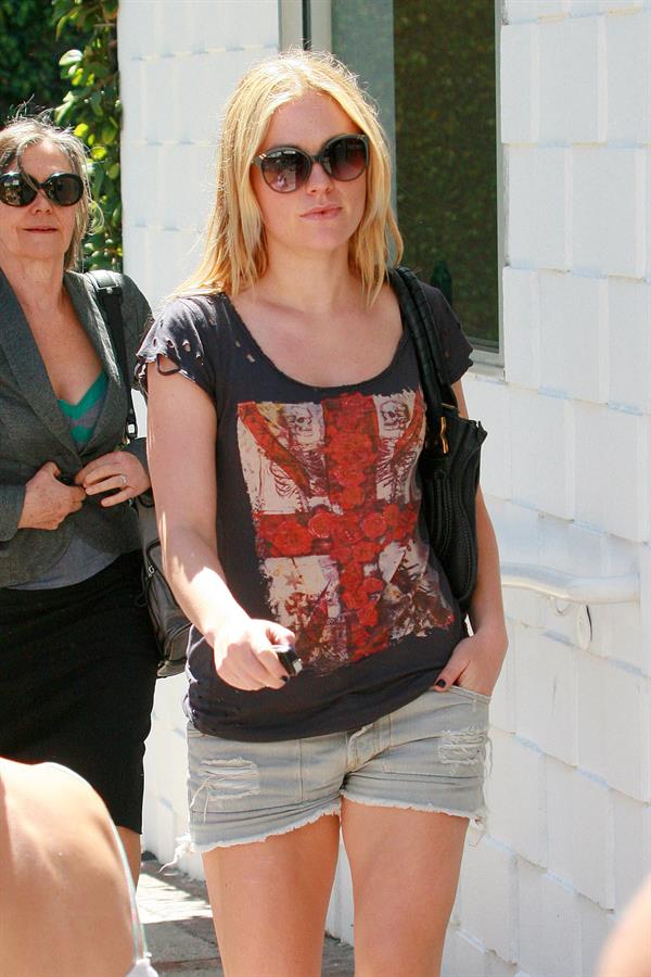 Anna Paquin at Fred Segal in Santa Monica on August 23, 2010 