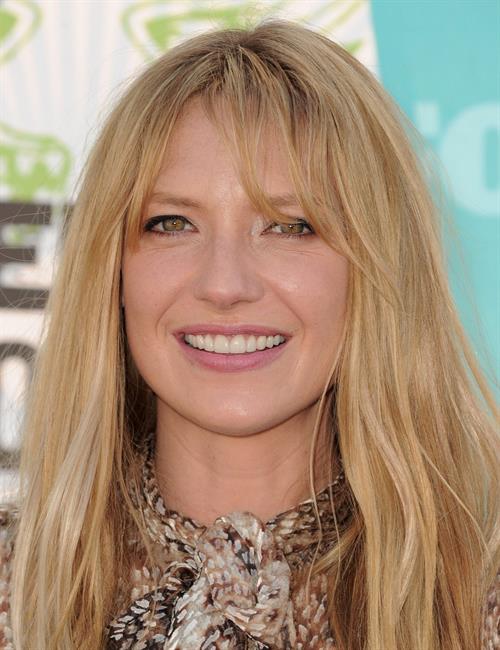 Anna Torv attends the Teen Choice Awards at Gibson Amphitheatre on August 8, 2010 
