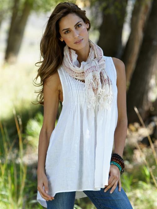 Ariadne Artiles Gorsuch 2011 summer collection 
