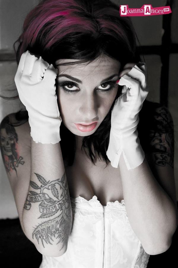 Joanna Angel