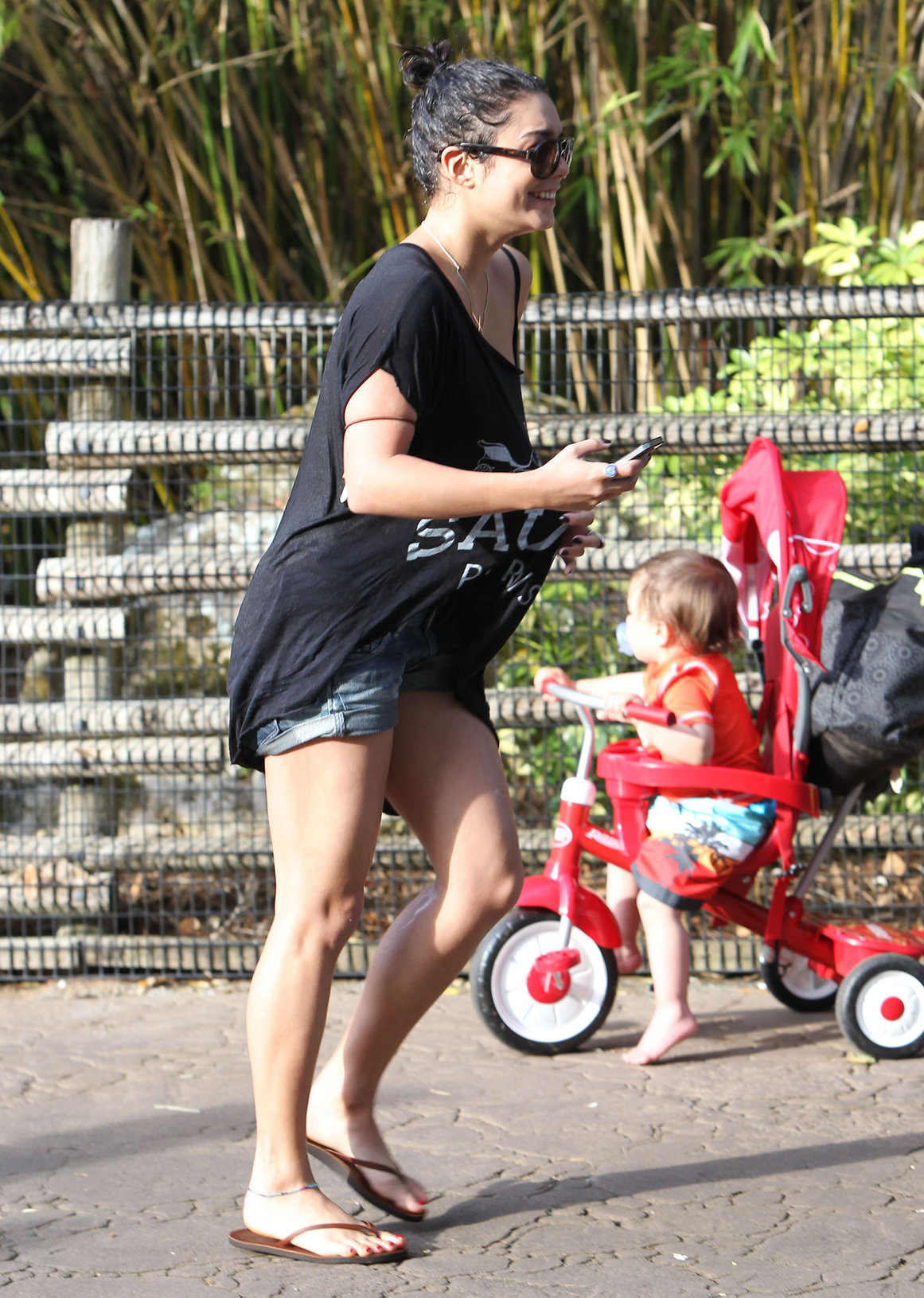 Vanessa Hudgens Pictures Ashley Benson and Vanessa Hudgens at Busch Gardens in Tampa Bay on March 3, 2012