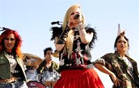 Avril Lavigne – iHeartRadio Music Festival 9/21/13  