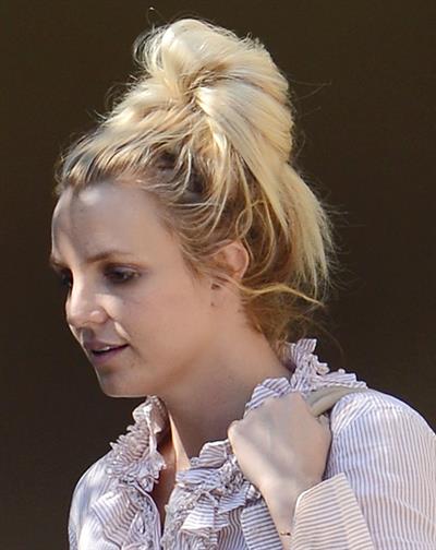 Britney Spears leaving dance studio in Sherman Oaks, on October 24, 2013