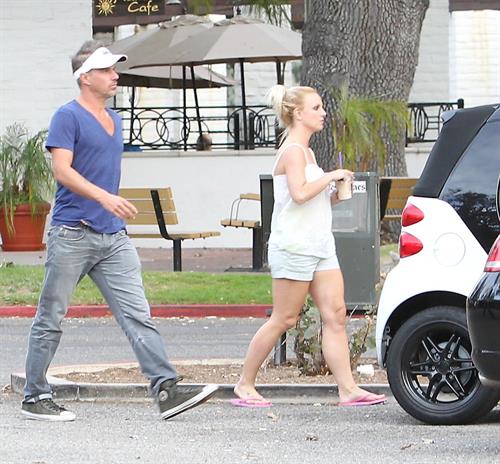 Britney Spears Pictures Britney Spears visits a Halloween store in Calabasas 10/7/12