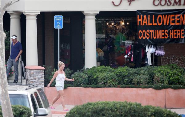 Britney Spears visits a Halloween store in Calabasas 10/7/12 