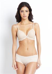 Mayra Suárez in lingerie