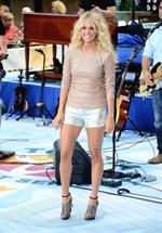 Carrie Underwood - LIVE at NBC's Today show - NYC - August 15, 2012