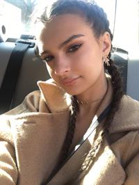 Emily Ratajkowski taking a selfie