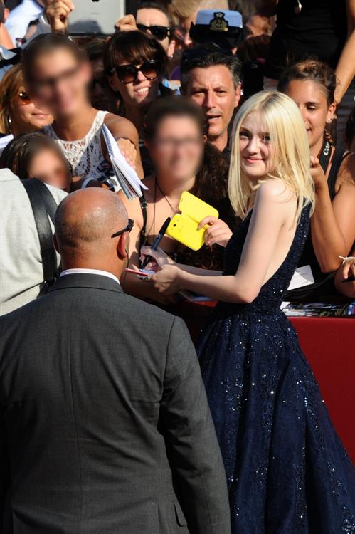 Dakota Fanning Pictures Dakota Fanning - Night Moves Premiere VFF 8/31/13