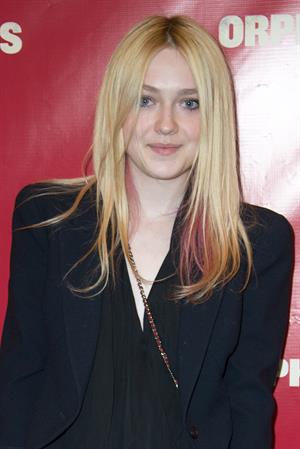 Dakota Fanning  Orphans  Broadway opening night, New York (4/18/13) 
