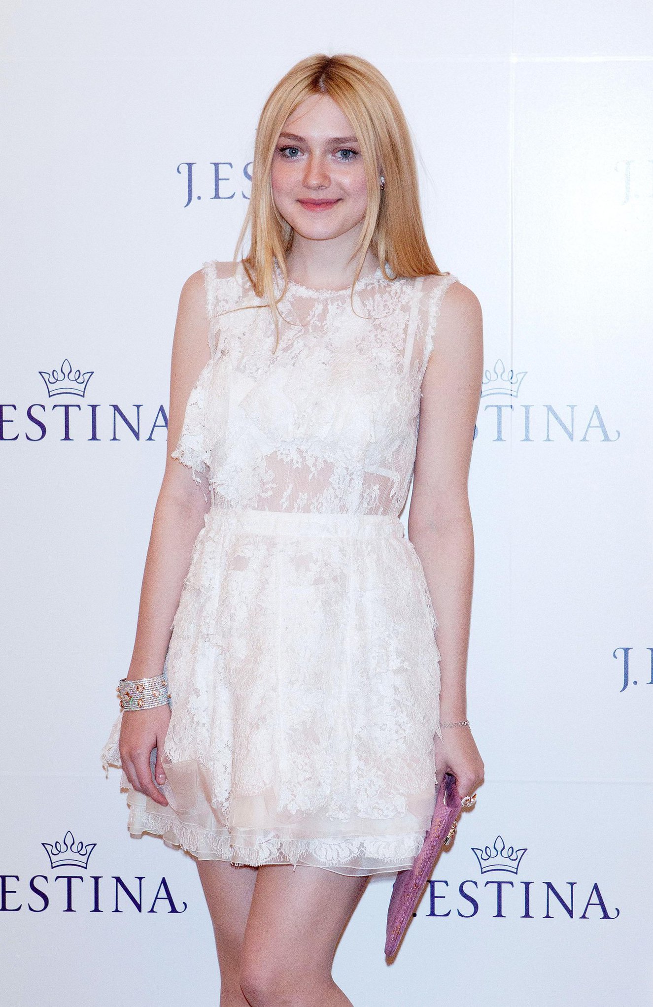 Dakota Fanning J. Estina photocall Seoul Korea 1/7/13 