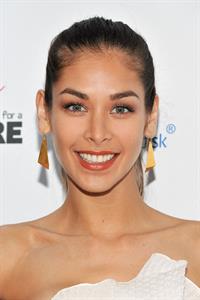 Dayana Mendoza Stand Up For A Cure 2013 (April 17, 2013) 