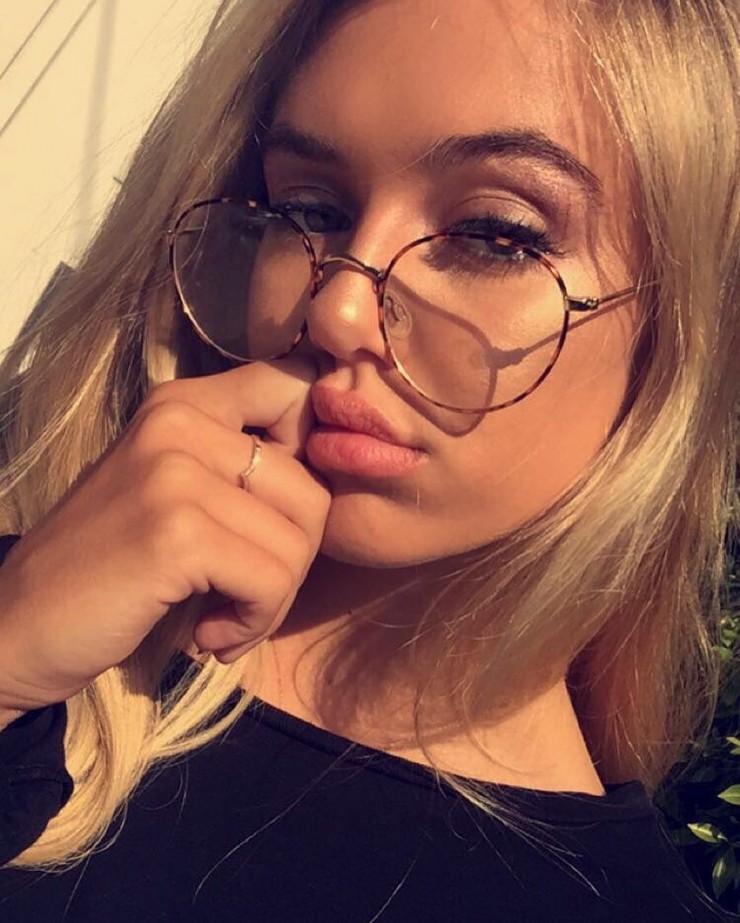 Delilah Belle Hamlin