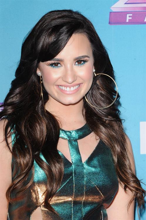 Demi Lovato The X Factor season finale results show in LA 12/20/12 